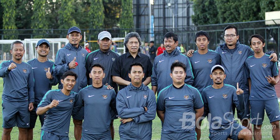 Timnas Indonesia U-19 Ikuti Mocopat Syafaat Bersama Cak Nun