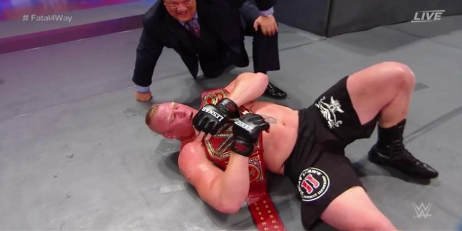 Pertahankan Gelar di SummerSlam 2017, Brock Lesnar Batal ke UFC?