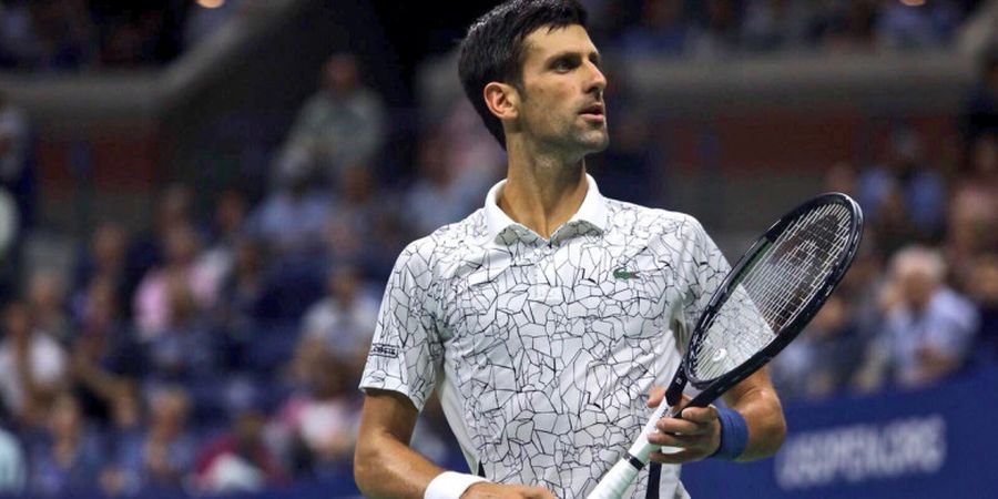 Novak Djokovic Ikut Bantu Penonton yang Sakit pada Tengah Pertandingan