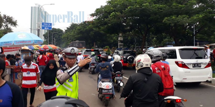 Jelang Laga Persija Vs Bali United, Jalan Sekitar SUGBK Macet