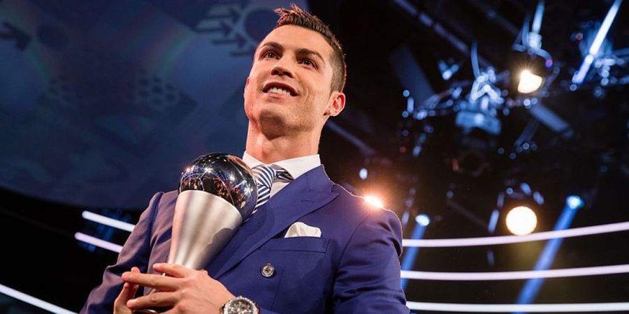 Kalimat Emosional Cristiano Ronaldo Setelah Raih Gelar Pemain Terbaik FIFA