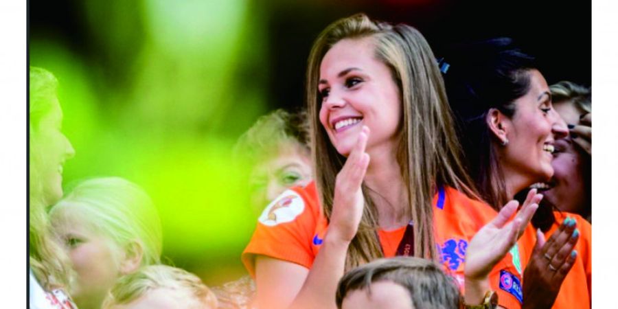 GALERI FOTO - 11 Potret Cantik Lieke Martens, Nominasi Pesepak Bola Putri Terbaik FIFA