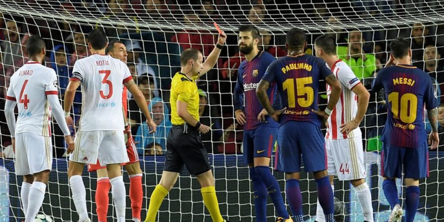 VIDEO - Cetak Gol Pakai Tangan, Gerard Pique Kartu Merah dan Barcelona Memimpin pada Babak Pertama
