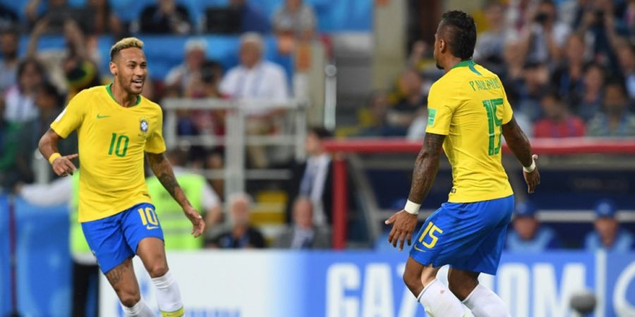 Pelatih Serbia Tak Mau Ungkapkan Maksud Bisikannya kepada Neymar