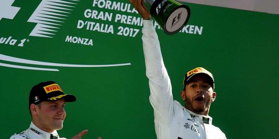 Lewis Hamilton Klaim Tenaga Mesin Mercedes Lebih Baik dari Ferrari