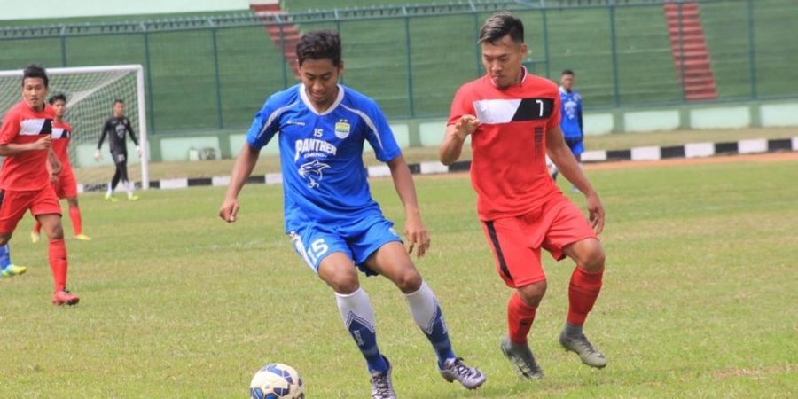 Persib Bangun Kekompakan Melalui Pertandingan Uji Coba