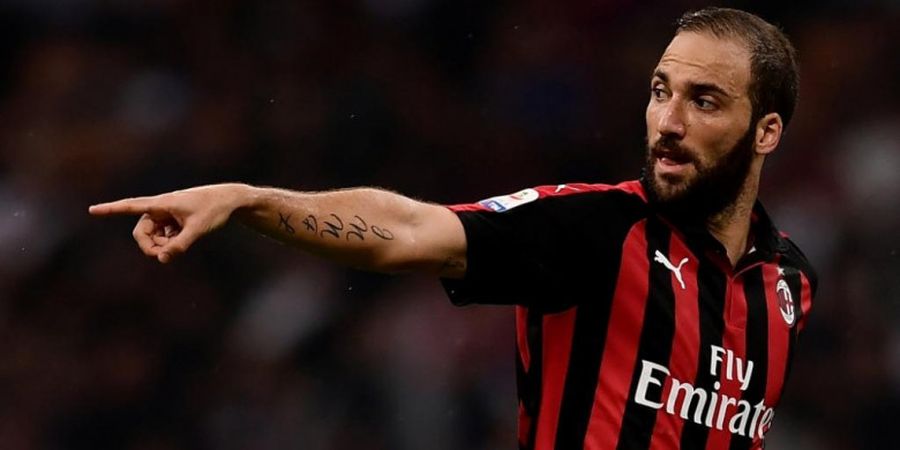 Hasil Liga Italia - Gonzalo Higuain Akhiri Paceklik Gol, AC Milan Gagal Kalahkan Cagliari