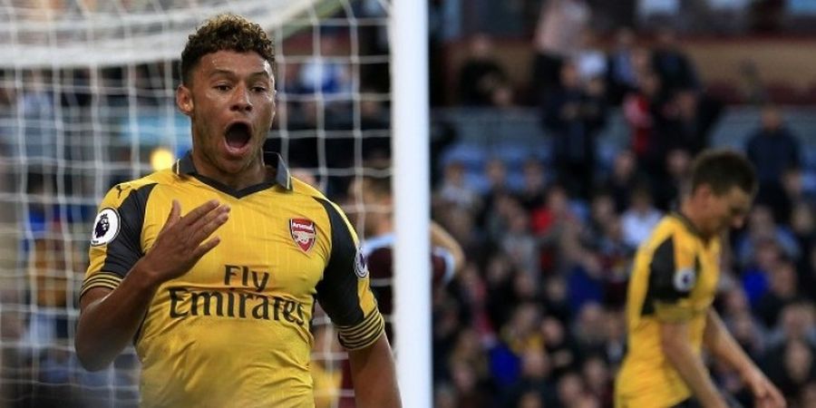 Menyukai Komentar Ini, Alex Oxlade Chamberlain Tunjukkan Kode Ingin Tinggalkan Arsenal?