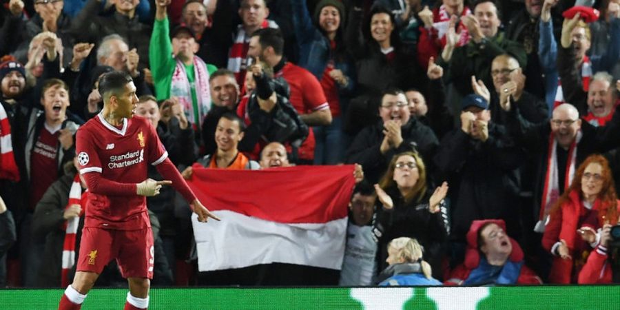 Terpopuler Sepak Bola Internasional - Bendera Merah Putih di Laga Liverpool Hingga Pelatih Sevilla yang Diusir dari Lapangan