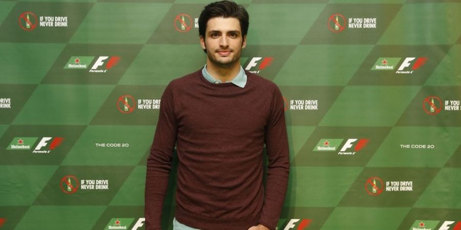 Bakal Jalani Balapan Terakhir dengan Toro Rosso, Carlos Sainz Siap Beri yang Terbaik