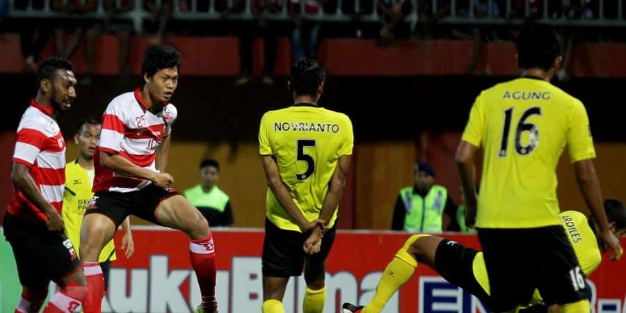 Pelatih Madura United Akui Ambil Risiko dengan Pasang Tiga Penyerang 