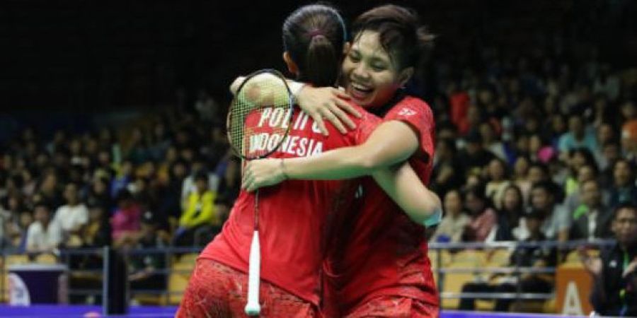 Lepaskan Penat dengan Main Tenis Meja, Greysia Polii dan Apriyani Rahayu Pakai Pakaian Tak Lazim