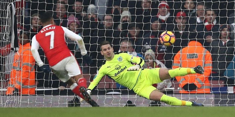 Gol Dramatis Sanchez Bawa Arsenal Melejit ke Posisi Kedua