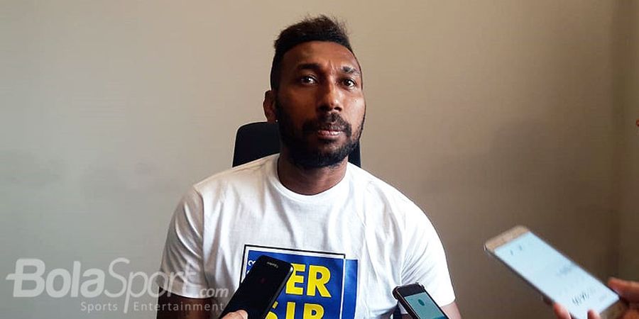 Eks Penyerang Persib Bandung Bela Patrich Wanggai