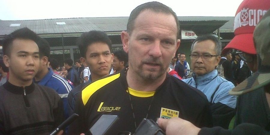 Dejan Antonic Persiapkan Persib untuk Kompetisi