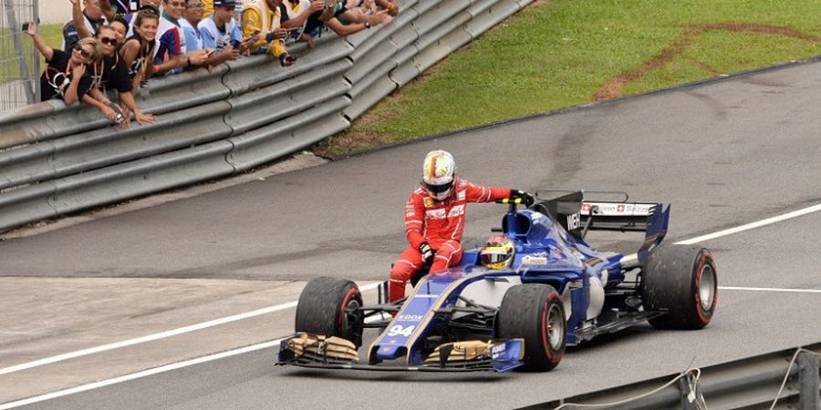 F1 GP Malaysia 2017 - Nasib Buruk Kembali Hantui Sebastian Vettel