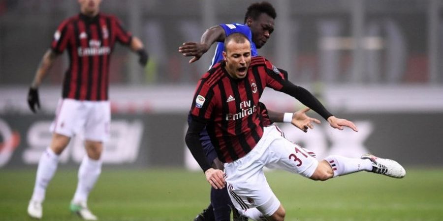 AC Milan Vs Lazio - Rossoneri Ungguli Tim Tamu pada Babak Pertama