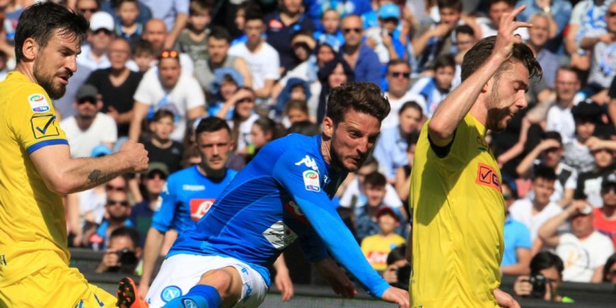 Hasil Liga Italia - Comeback 5 Menit Terakhir Bikin Napoli Tetap Jaga Peluang Juara