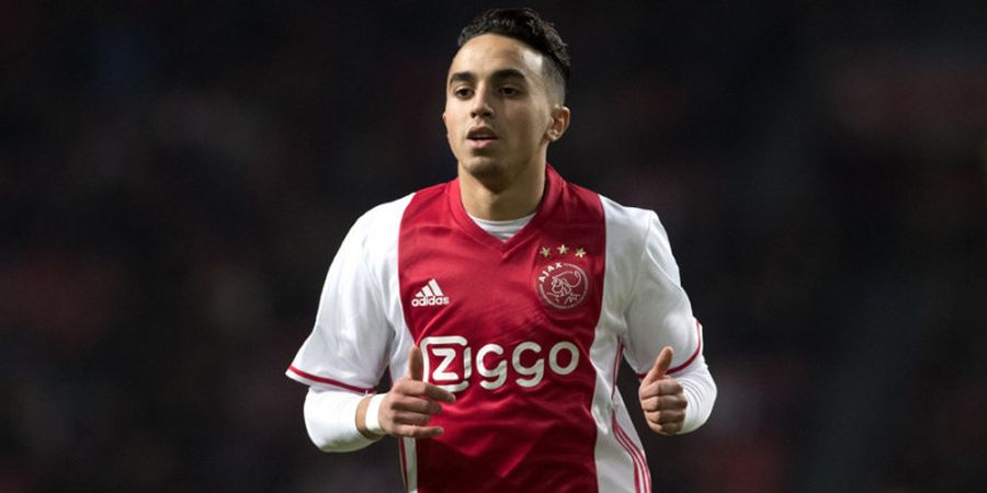 Dengar Kabar Pemain Ajax Terbangun dari Koma, Raphael Maitimo Berikan Reaksi Begini 