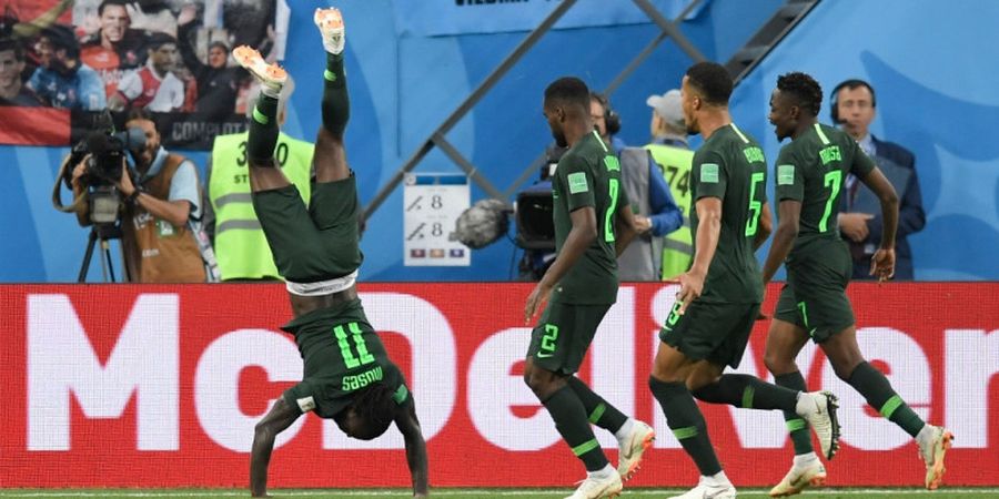 VIDEO - Ekspresi Lucu Rio Ferdinand Saat Mengira Timnas Nigeria Mencetak Gol ke Gawang Argentina