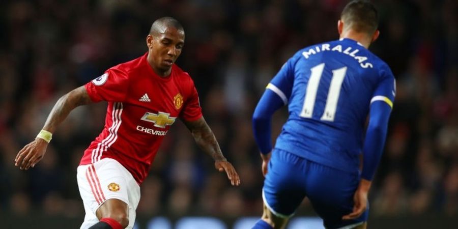 Ashley Young Terkejut Dijadikan Kapten Man United