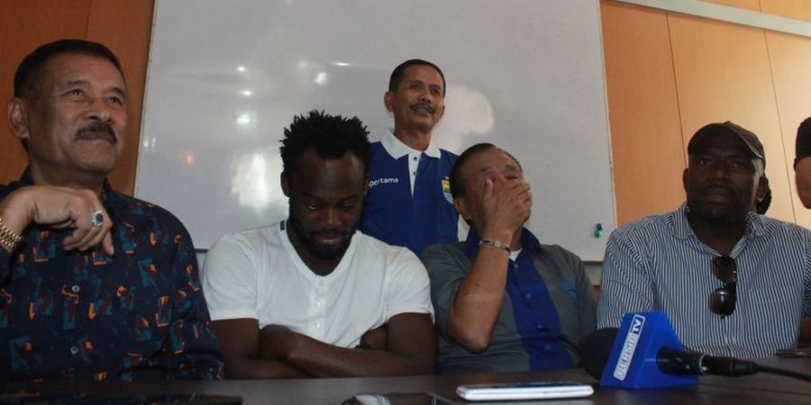 Michael Essien Belum Ikut Latihan, Ini Keterangan Djadjang Nurdjaman