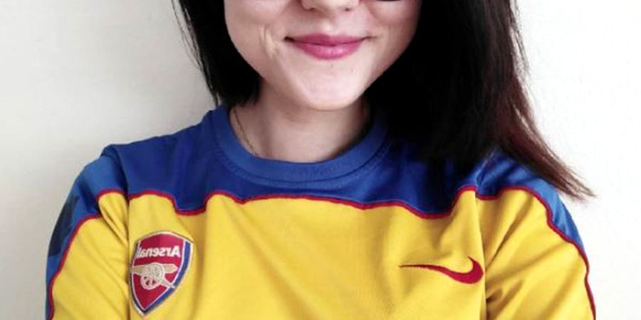 GALERI FOTO - 10 Fan Cantik Arsenal dari Seluruh Dunia, Salah Satunya dari Indonesia