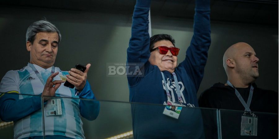 Meme Kocak Aksi Diego Maradona di Laga Argentina Kontra Nigeria