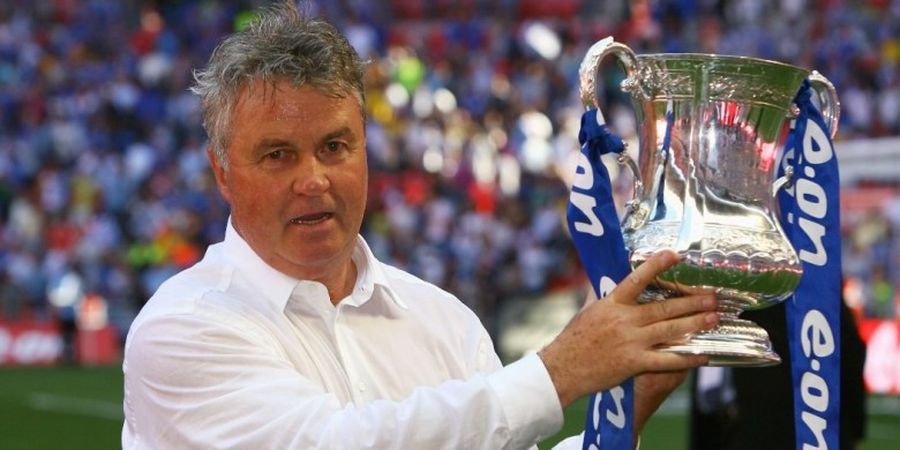 Guus Hiddink Panaskan Bursa Pelatih Timnas Inggris