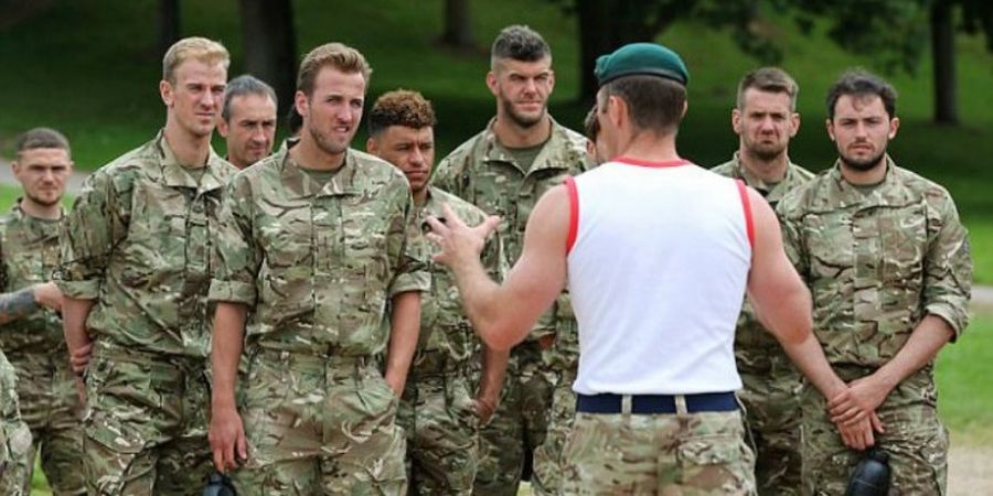 Timnas Inggris Digembleng di Kamp Militer