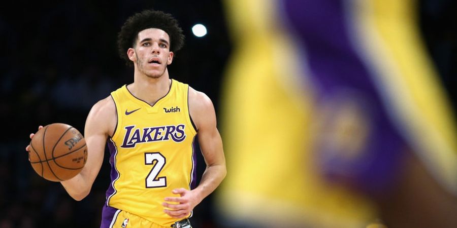 Lewati LeBron James, Lonzo Ball Kini Jadi yang Termuda Cetak Triple-Double