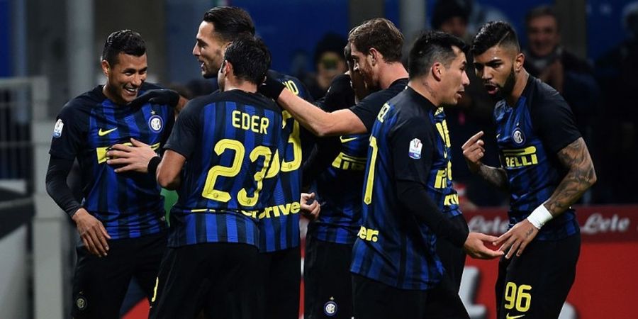 5 Gol Akrobatik Terbaik Pemain Inter Milan