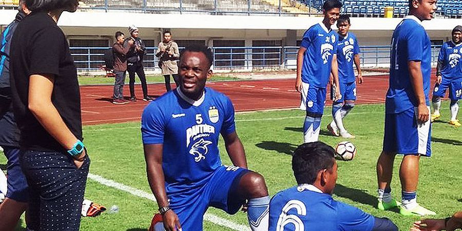 Sebelum Terdepak dari Persib, Essien Ternayata Sudah Dirundung Duka