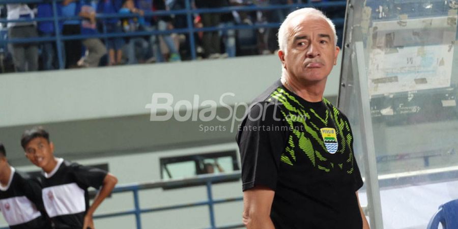 Inilah Alasan Pelatih Persib Bandung Anggap Borneo FC Wajib Diwaspadai