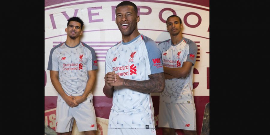 Tampilkan Gaya Retro, Begini Penampilan Klasik Jersey Ketiga Liverpool Musim 2018/2019