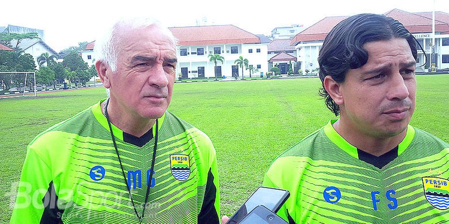 Persib Bandung Ingin Duetkan Airlangga Sucipto dengan Ezechiel N Douassel