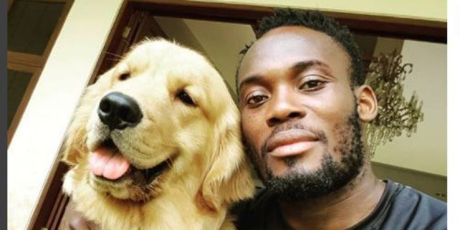 Michael Essien Sampaikan Doa Kesembuhan untuk Kiper Andalan Persib