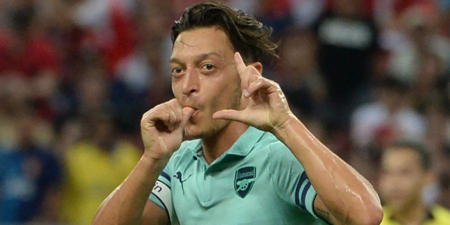 Neuer: Mesut Oezil Tak Akan Diperlakukan Begini Jika Jerman Bermain Bagus di Piala Dunia 2018