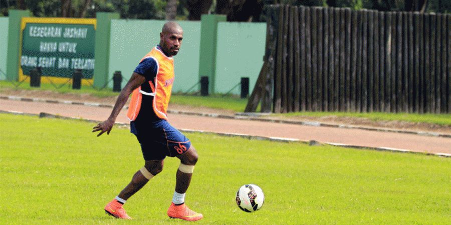 Posisi Boaz Salosa Belum Ditentukan Oleh Pelatih Baru Persipura