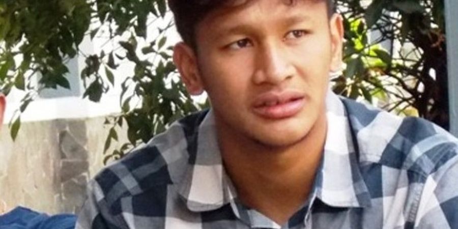 Striker Persib Ini Dukung Kekasihnya di Ajang Livoli