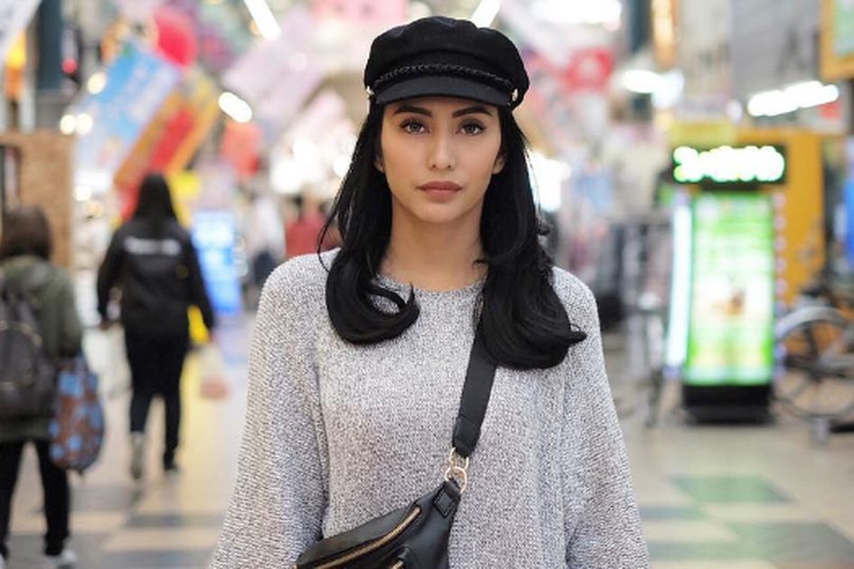 Berlibur Ke Jepang Kepoin Gaya Ootd Tyas Mirasih Yang Super Fashionable