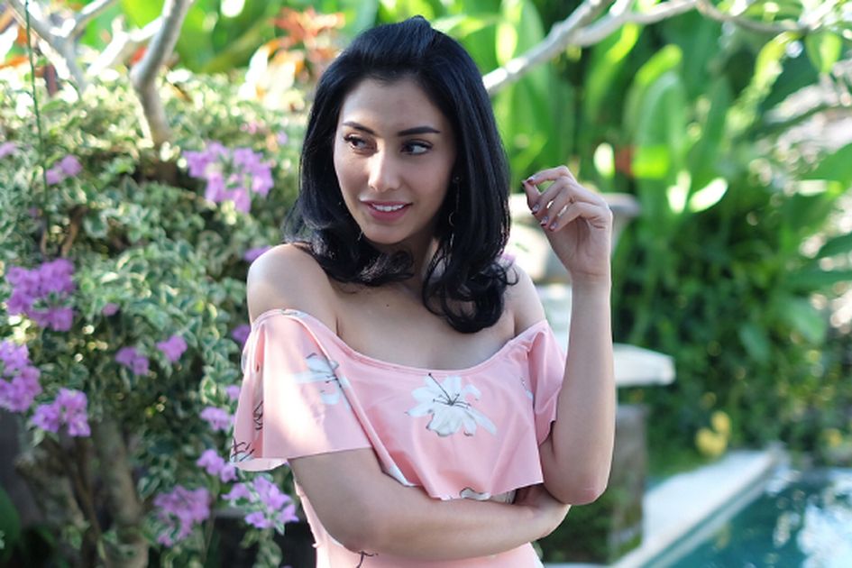 Gaya liburan tyas mirasih