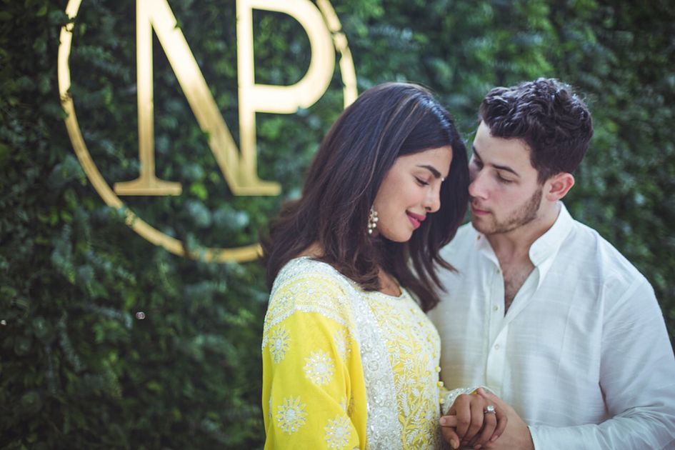 Priyanka Chopra Dan Nick Jonas Cinta Platonis Yang Berujung Pertunangan Semua Halaman Grid Id