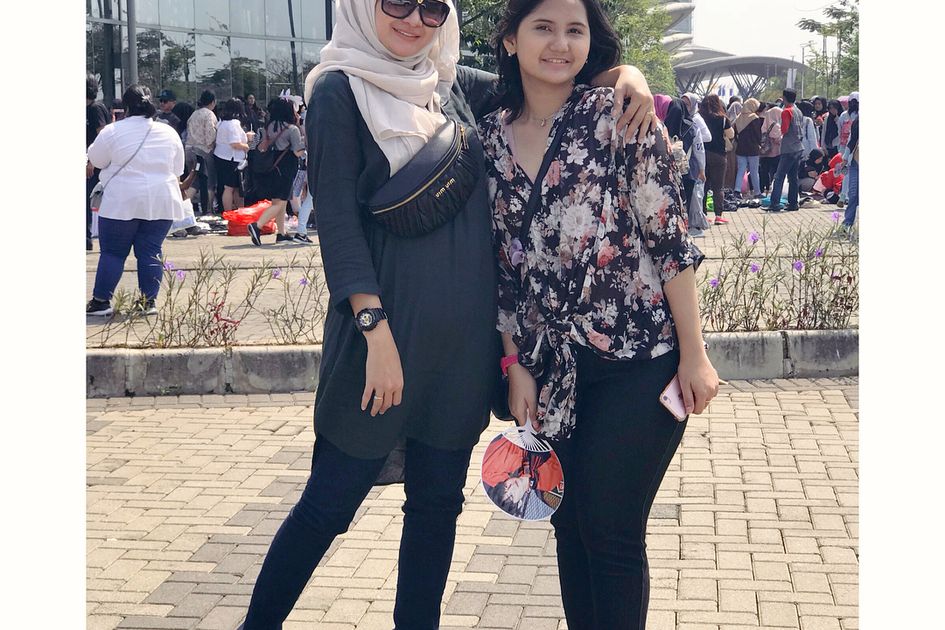 Natalie Sarah Rayakan Sweet Seventeen Putrinya Yang Beranjak Remaja