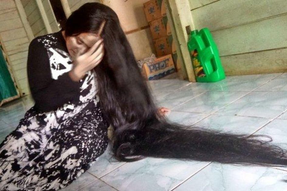 Heboh Rapunzel Asal Banjar Punya Ritual Khusus Saat Rambutnya Rontok Dimandikan Lalu Dikubur