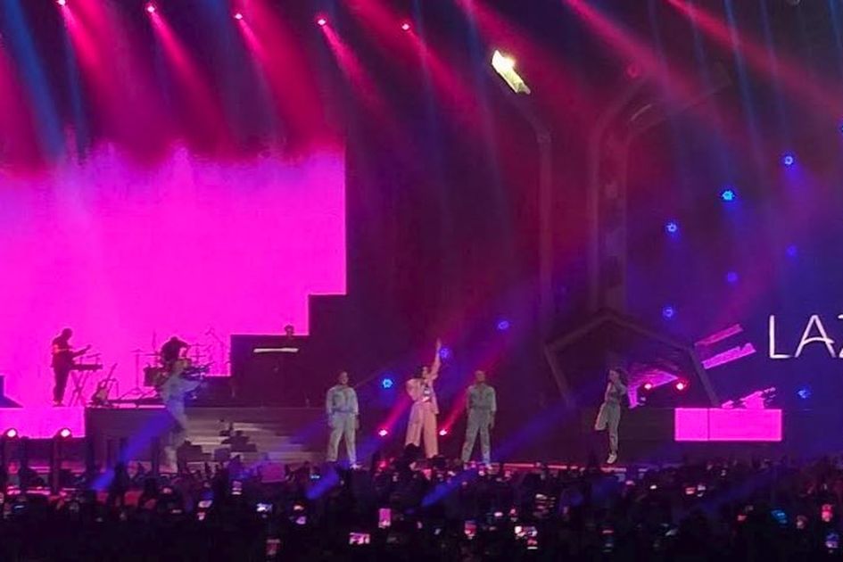 Bernyanyi Tanpa Diiringi Musik Suara Dua Lipa Justru Terdengar Seksi Bernyanyi Tanpa Diiringi Musik Suara Dua Lipa Justru Terdengar Seksi