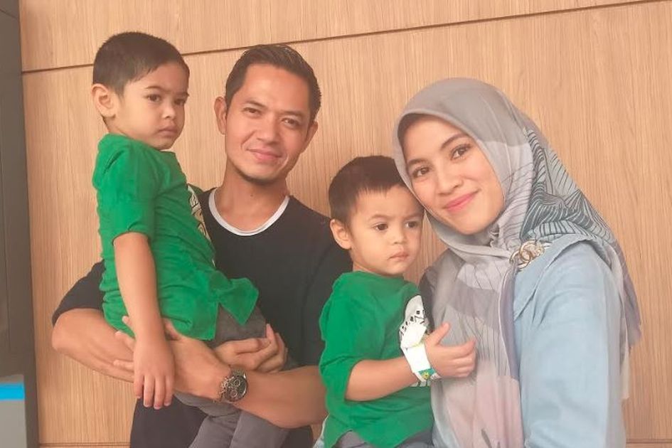 Rindu Alyssa Soebandono Serta Kedua Anaknya Selama Tunaikan Ibadah Haji Dude Harlino Saya Bayangin Dan Minta Sama Allah Agar Bisa Berdoa Bareng Sama Mereka Di Depan Ka Bah