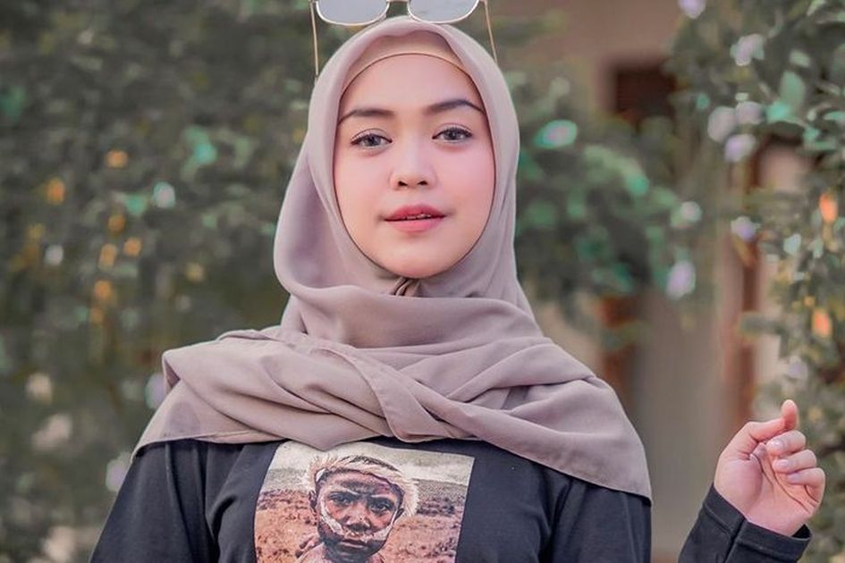 Asyik Main Tiktok Sambil Joget Lenggak Lenggok Saat Pakai Cadar Ria Ricis Langsung Banjir Hujatan Netizen