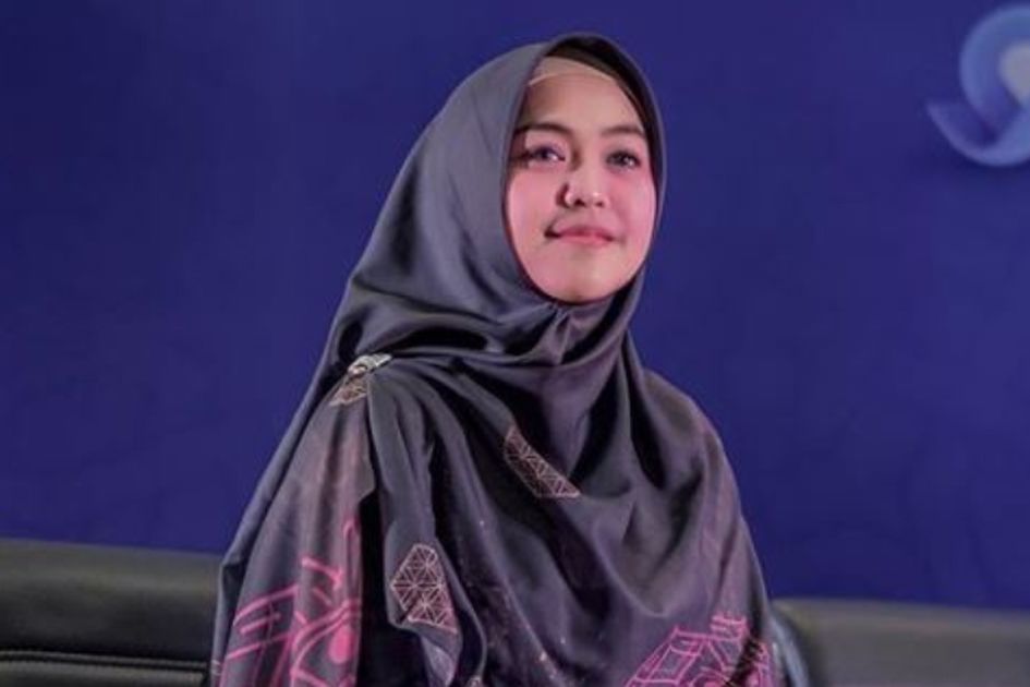Beri Pelukan Hangat Saat Sapinya Akan Disembelih Sikap Ria Ricis Langsung Jadi Sorotan Netizen Sama Sapi Aja Romantis Gimana Nanti Sama Jodohnya Ya