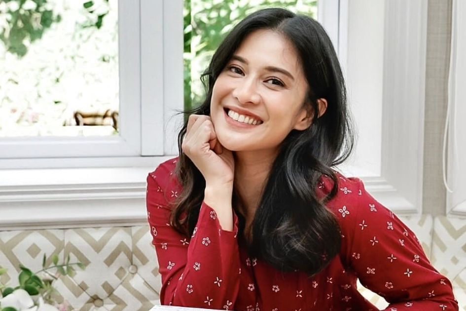 Begini Potret Anggunya Dian Sastrowardoyo Pakai Kebaya Yang Dijuluki Sebagai Kartini Masa Kini